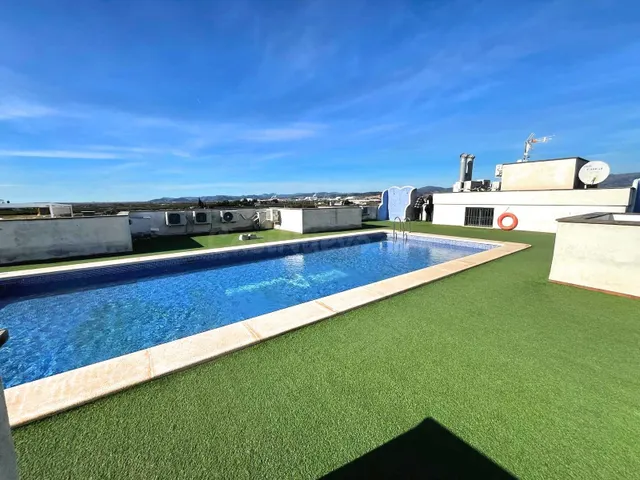 OPORTUNIDAD! EN VENTA APARTAMENTO CON GARAJE, PISCINA Y TRAS - foto 5