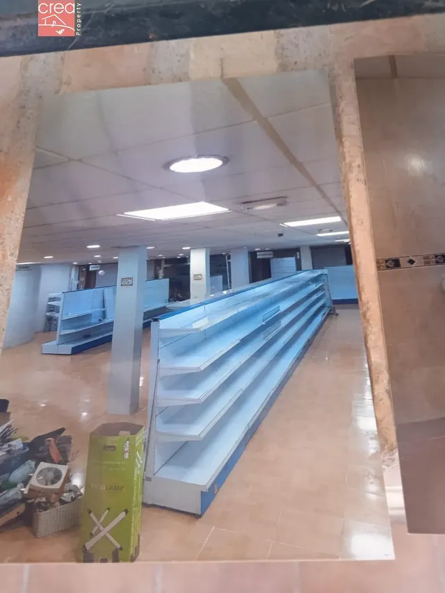 SE ALQUILA LOCAL COMERCIAL EN EL CENTRO DE SAN JAVIER — 10