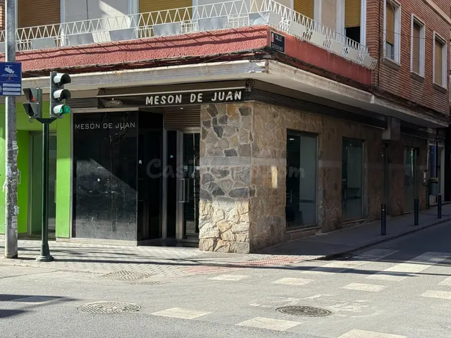 Local para cafetería listo para entrar + almacén – Barrio de - foto 2