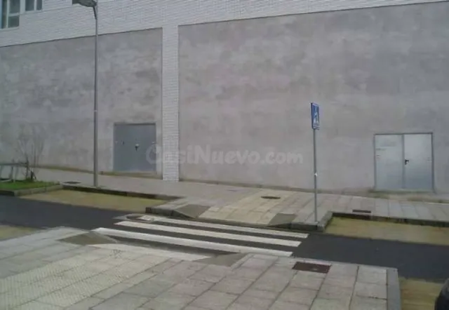 LOCAL COMERCIAL FRENTE AL CORTE INGLÉS - foto 3