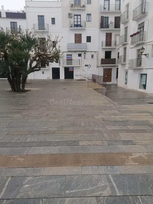 FANTASTICA OPORTUNIDAD DE INVERSIÓN EN EL PUERTO DE IBIZA - foto 2