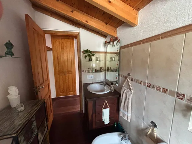 Chalet con terreno en Vallesesco — 45
