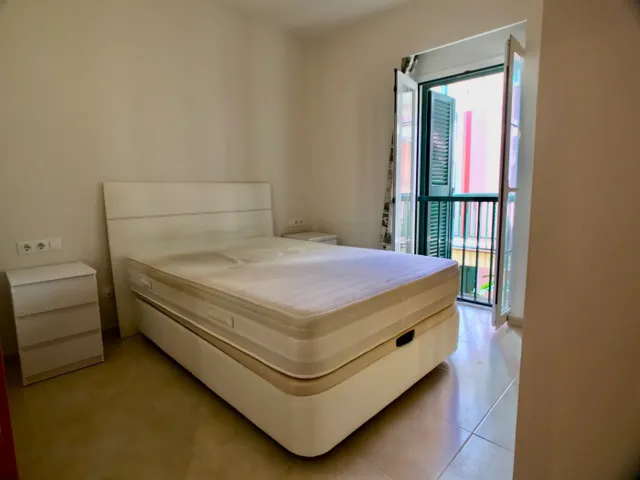 Acogedor apartamento con terraza y piscina comunitaria — 18