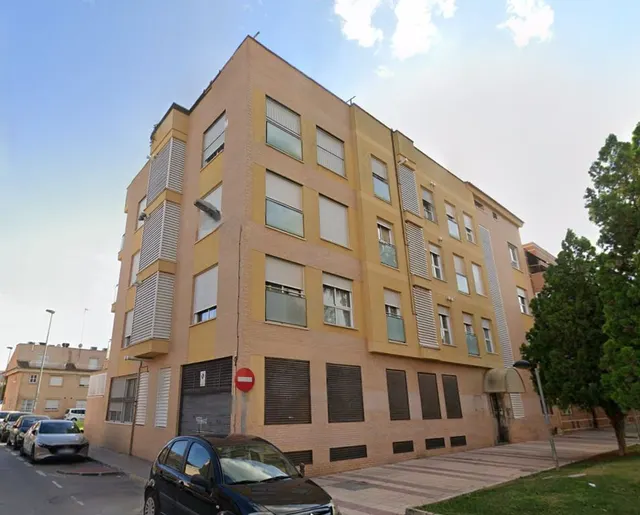 Venta de piso en puente tocino - Murcia — 2