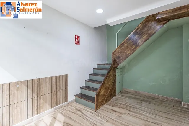 Edificio junto a Plaza Bib-rambla. - foto 4