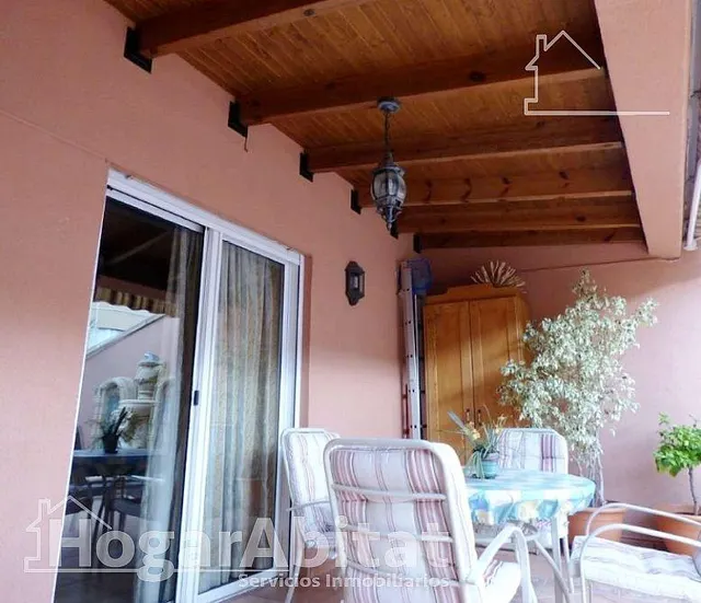 ¡CASA ESPECTACULAR! AMPLIA Y LUMINOSA CON BALCÓN Y TERRAZA — 21