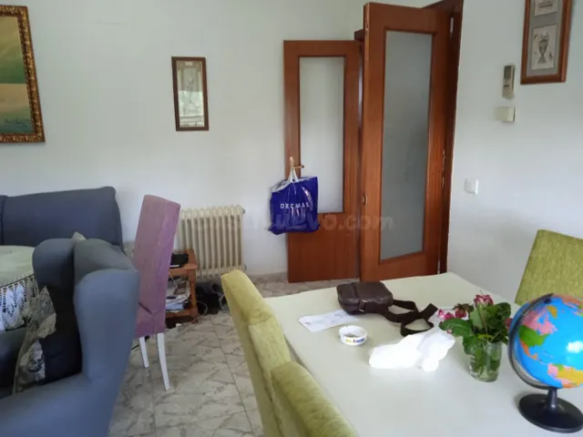 Gran piso con 4 habitaciones y 2 baños en el Casar - foto 3