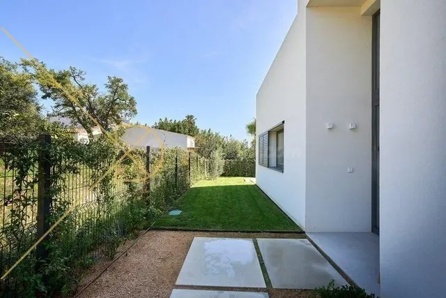 Casa de 153m2 moderna y sostenible en S'Agaró: Lujo y comodi - foto 4