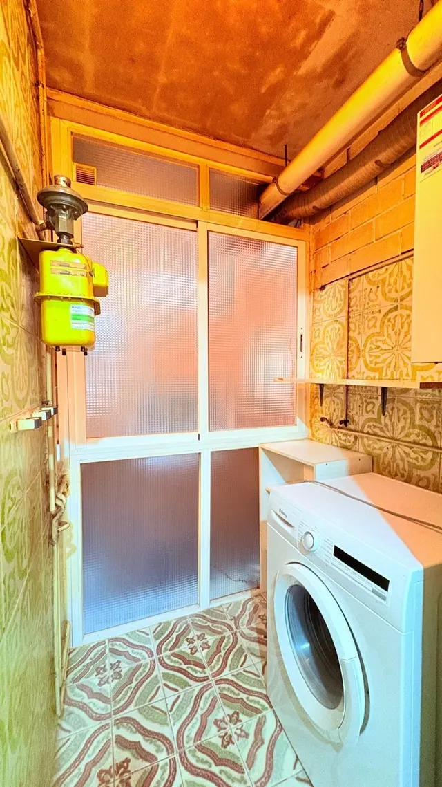Pis de 4 habitacions amb ascensor — 29