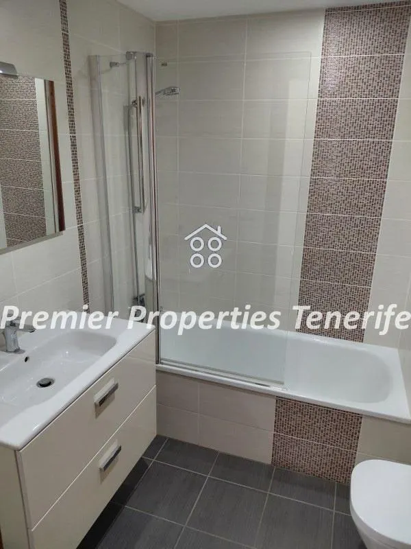 Apartamento de 2 dormitorios, Playa Graciosa III, Los Cristianos, Arona — 16
