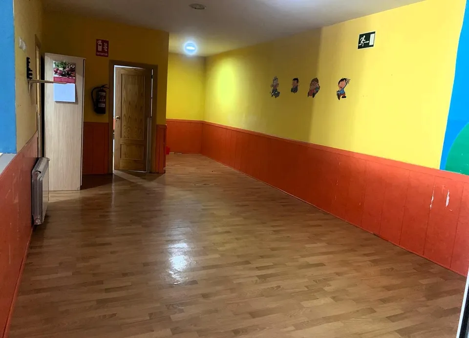 Local comercial en la calle felix rodriguez de la fuente