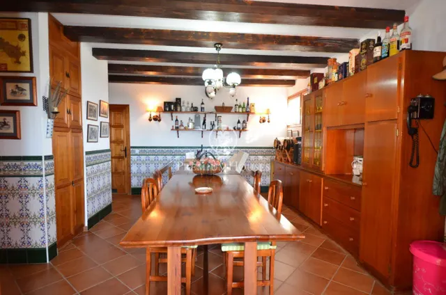 Casa con piscina en venta con vistas espectaculares en Alella — 43