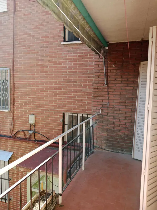 Gespain aluche-campamento, ofrece en exclusiva piso en calle ocaña — 9