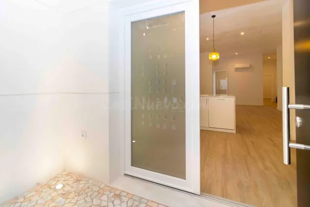 Apartamento a estrenar con patio en Pardaleras. - foto 3