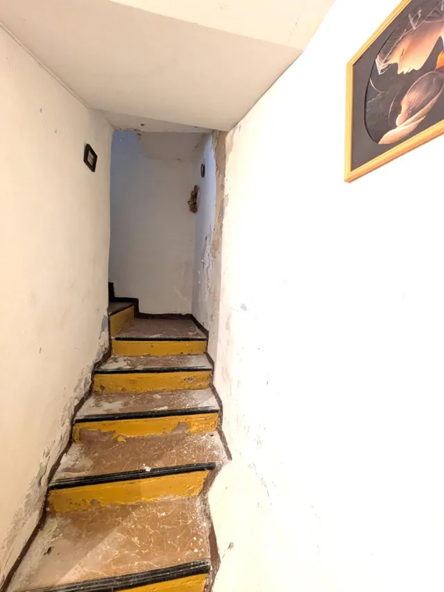 Vivienda en la localidad  Moros, pleno centro de la localidad. — 26