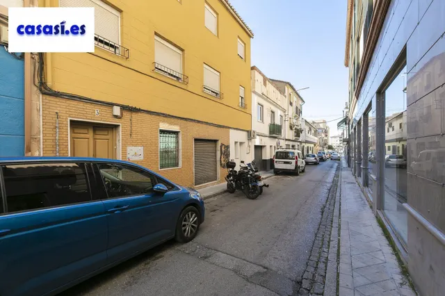 Piso para reformar junto a Avenida Dílar — 20