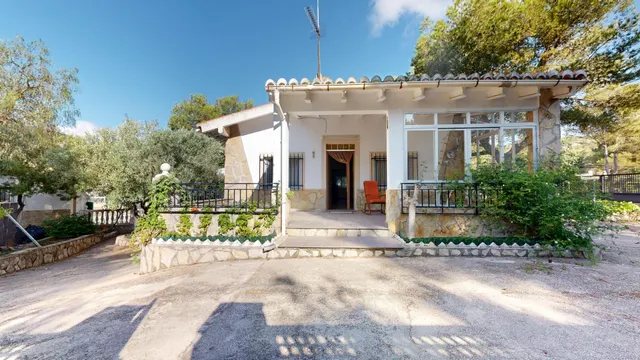 CHALET EN PLENA NATURALEZA — 2