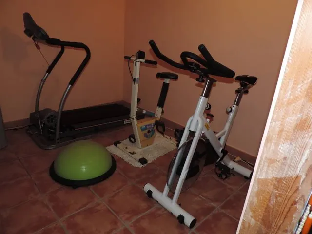 chalet en zona del colegio elians — 34
