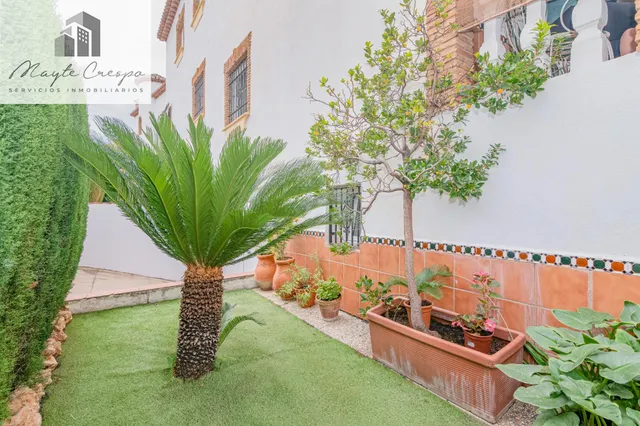 ¡AMPLIA CASA DE 4 DORMITORIOS, 3 BAÑOS Y CALEFACCIÓN CENTRAL EN LA ZUBIA! ✨ — 46