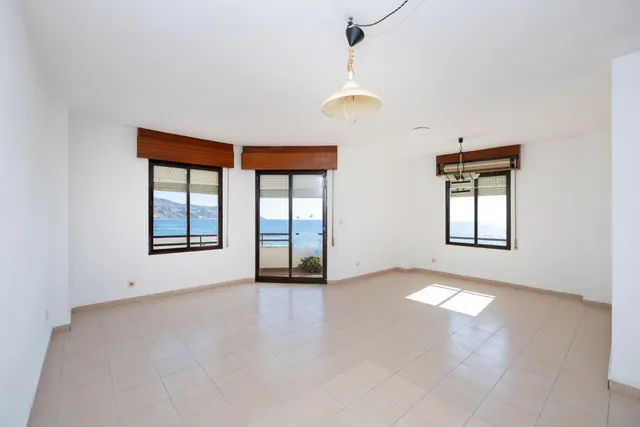 !! IMPRESIONANTE VIVIENDA EN PRIMERA LINEA DE PLAYA !! — 8