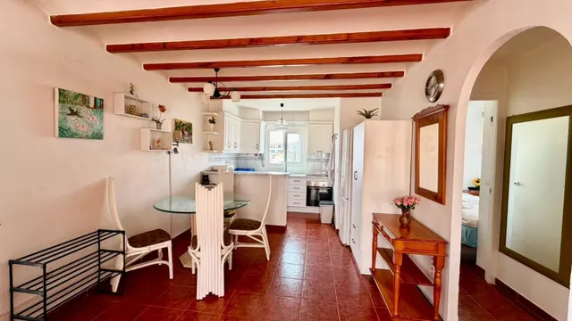 Bungalow de 2 dormitorios en Orihuela Costa - foto 2