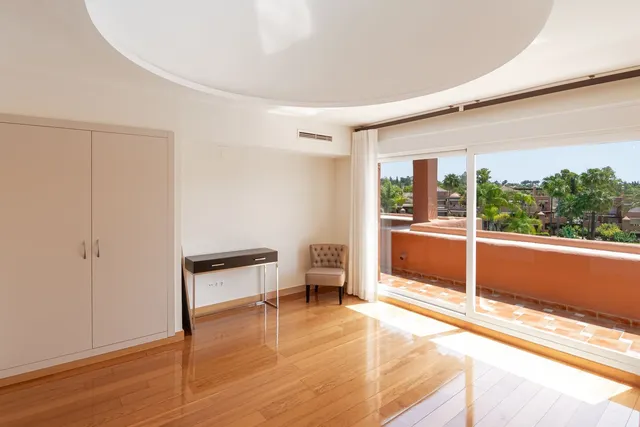 Ático 3 habitaciones 219m² en venta - Whater Gardens — 12