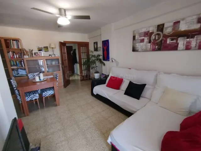 PISO 3 DORMITORIOS EN HUELIN A UN PASO DE LA PLAYA — 2