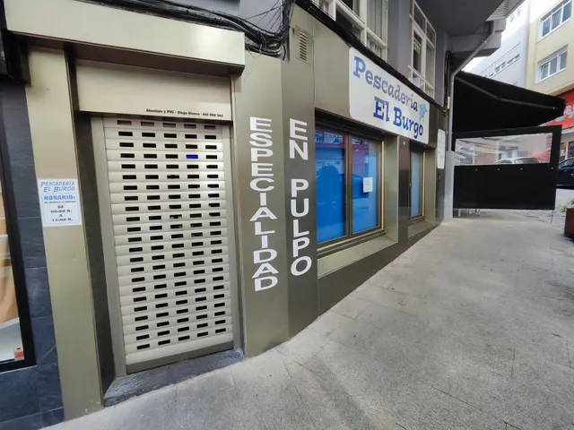 Venta de local en Culleredo, O Burgo — 11