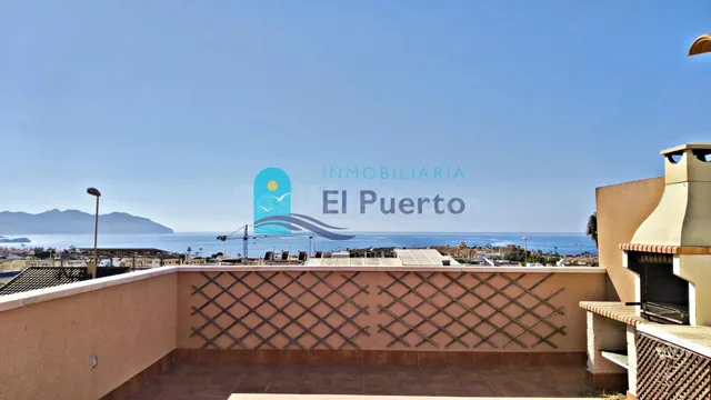ÁTICO CON SOLÁRIUM Y VISTAS AL MAR EN EL ALAMILLO – REF. 181 - foto 2