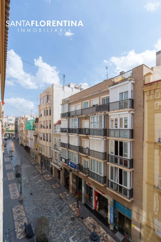 Piso 1 habitación 70m² en venta - Casco Antiguo — 24