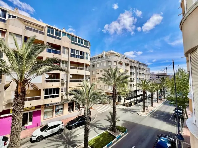 Apartamento 2 habitaciones 72m² en venta - Estacion de autobuses — 19