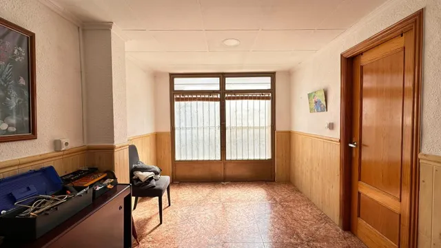 UNA CASA PARA VIVIRLA, DISFRUTARLA Y HACERLA TUYA EN BENIMODO — 31