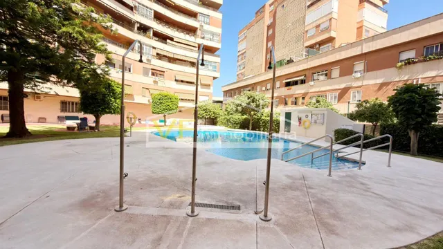 ¡Invierte donde Málaga sigue creciendo! — 28
