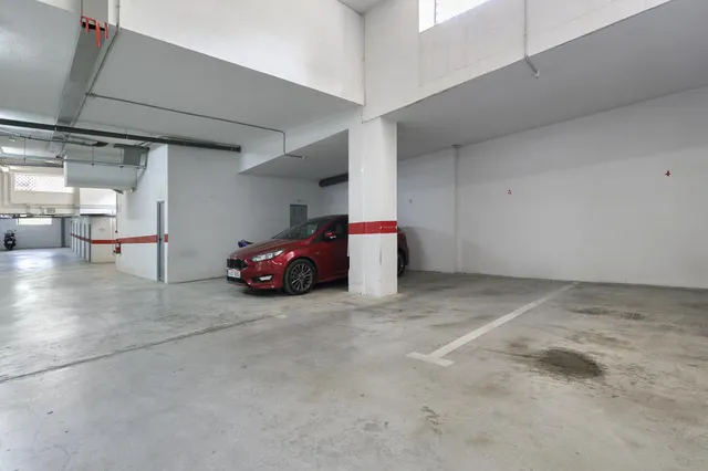 Ático en venta en La Zubia — 28