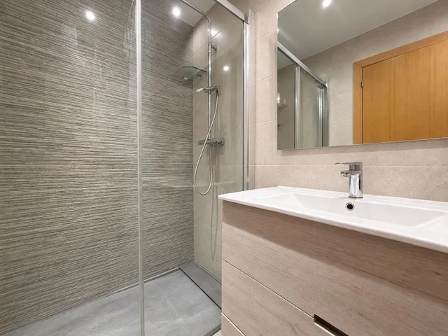 PISO DE 4 DORMITORIOS CON BALCÓN Y PATIO INTERIOR EN VENTA EN LA RÀPITA — 17