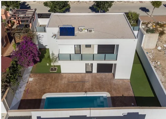 Villa 3 habitaciones 160m² en venta - Urbanizacion las kalendas — 18
