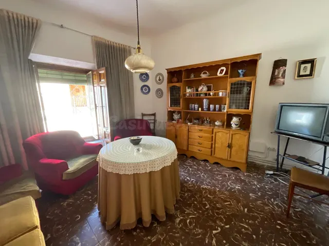 GRAN CASA EN CHOZAS DE CANALES - foto 4