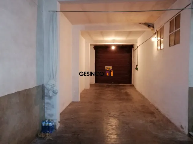 LOCAL COMERCIAL EN VENTA - ZONA SAN ANTONIO — 2