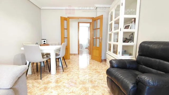 MAGNÍFICO PISO DE CUATRO DORMITORIOS Y GARAJE EN EL CASCO URBANO DE VINAROZ PARA ENTRAR A VIVIR — 8