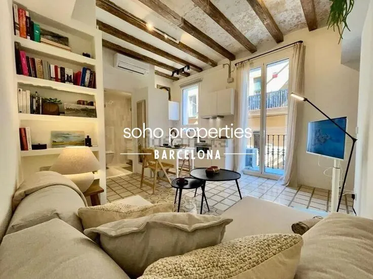 Apartamento en Carrer del Bisbe, Barrio Gótico
