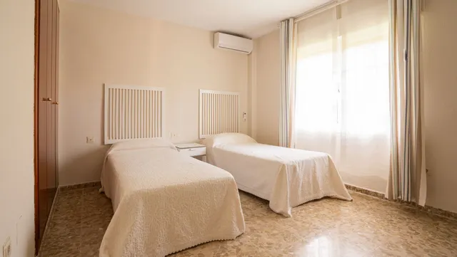 Chalet 6 habitaciones 431m² en venta - Marbella — 18