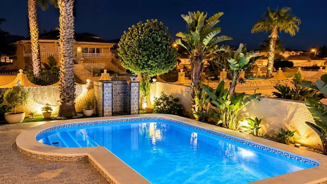Chalet 4 habitaciones 265m² en venta - Comunidad valenciana — 38