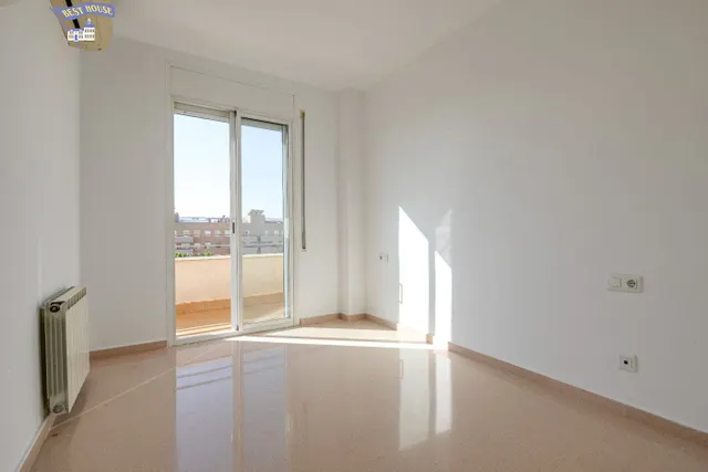 DUPLEX CON VISTA AL MAR — 22