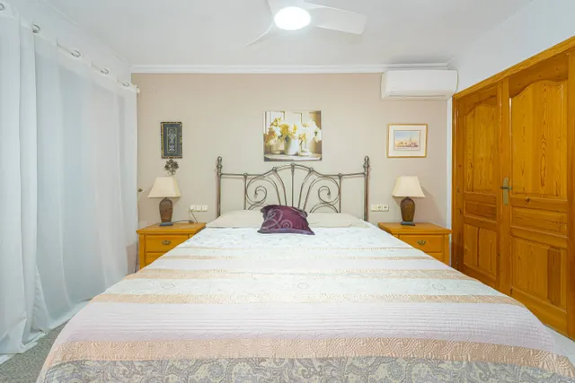 Villa Montgó. Villa tradicional en venta en las laderas del Montgó, entre Dénia y Jávea. — 35
