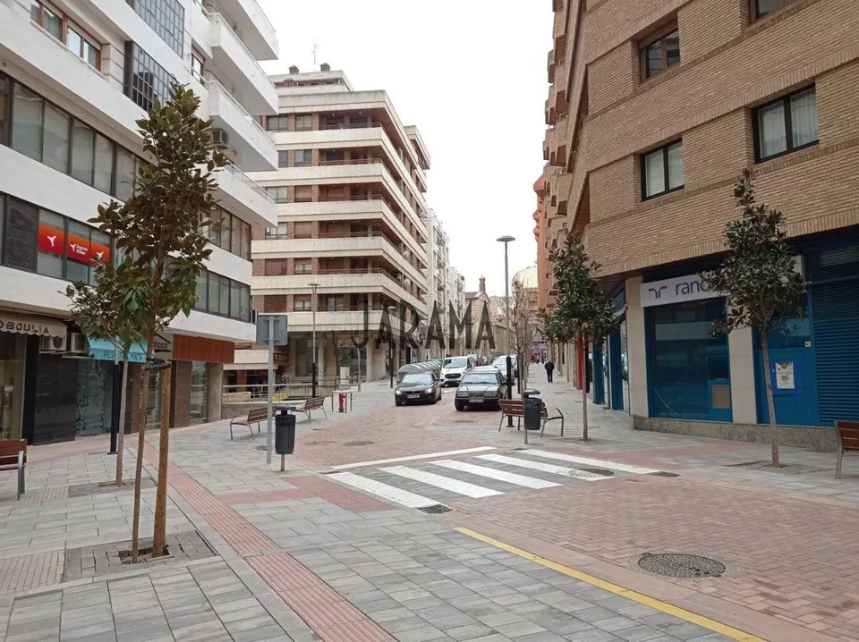 GARAJE CERRADO EN EL CENTRO DE TUDELA