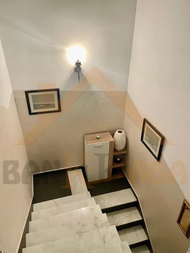 DUPLEX CON TIENDA EN LA LOMA DE LA MEZQUITA — 10