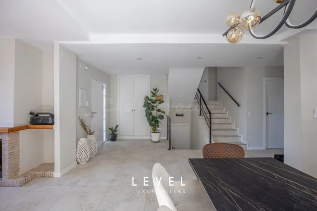 Chalet 5 habitaciones 302m² en venta - Entrepinos - foto 4