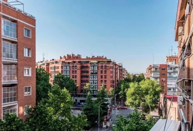 Apartamento 1 habitación 68m² en alquiler - Prosperidad — 26