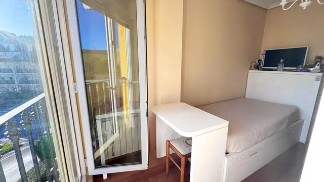 Piso de 3 dormitorios con ascensor, garaje y trastero — 15