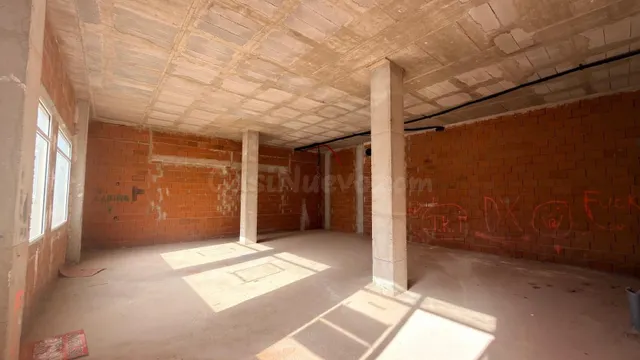 Local comercial 92m² en venta - Los Dolses